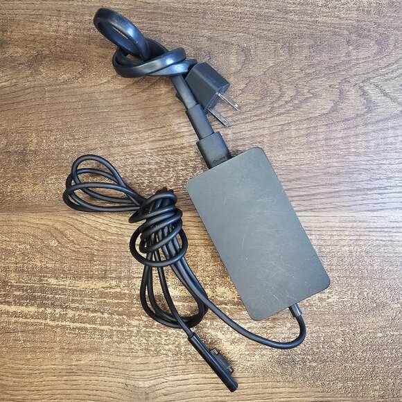 Surface Pro 3 4 5 6 7 Charger 44W Power Supply w USB A Port 1800 - Picture 1 of 5
